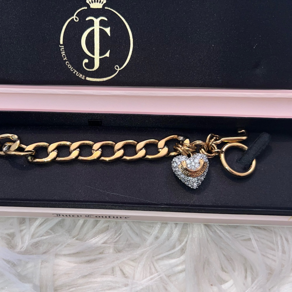 Juicy Couture Rhinestone Puffed Heart Toggle Bracelet with box